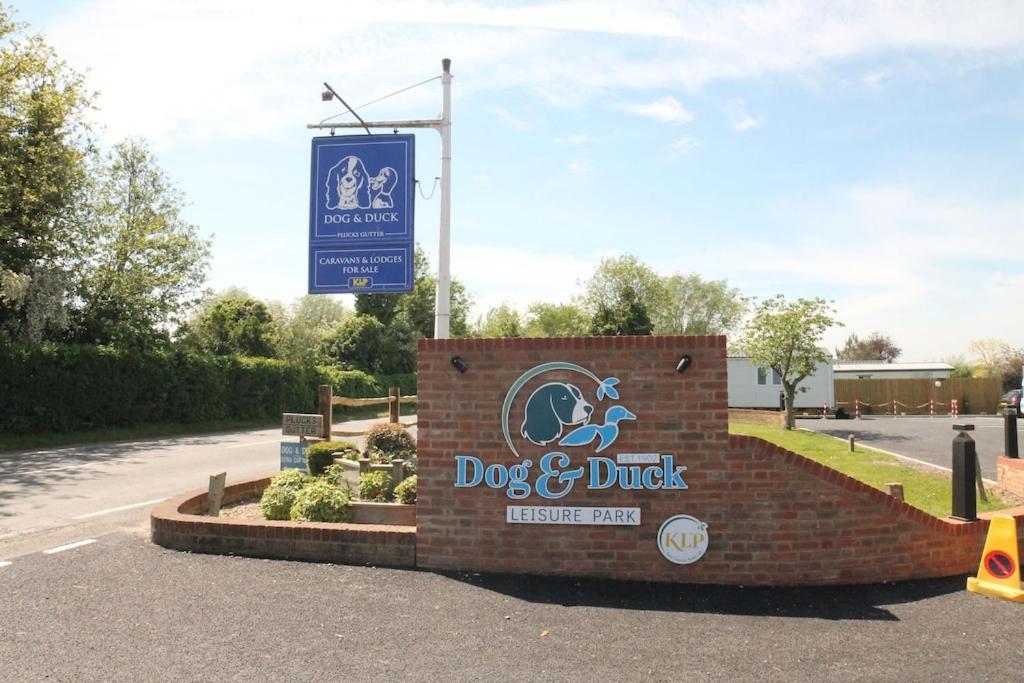 Countryside Holiday Park By The River Nr Canterbury Exteriör bild