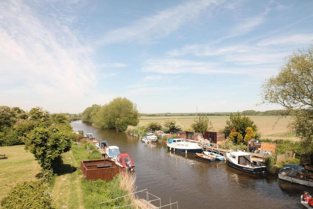 Countryside Holiday Park By The River Nr Canterbury Exteriör bild